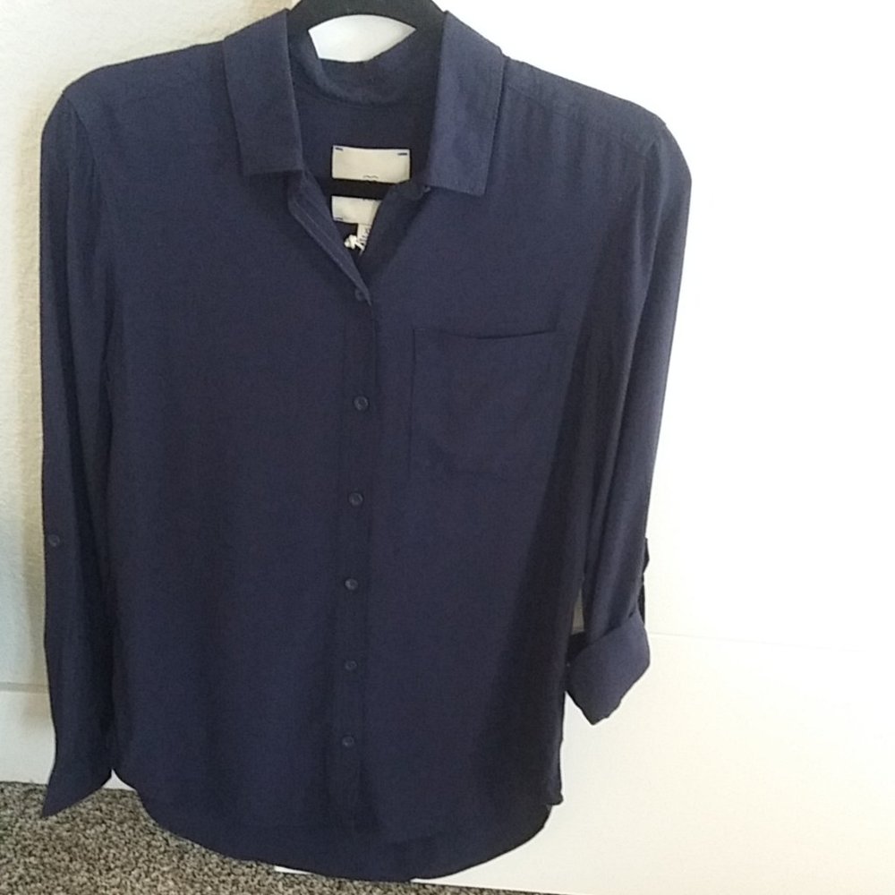 CASA CABANA Navy Blue Shirt with tags. Long sleeve or convert to 3/4 sleeve. - Picture 3 of 13